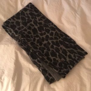 JCrew Women's gray leopard scarf